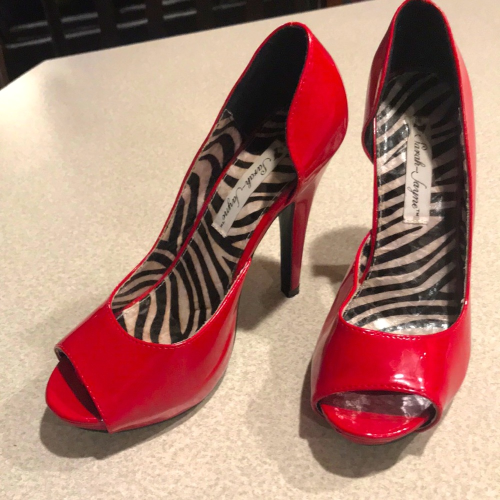 Sarah Jayne Red Peeptoe Heels gently used, ready for a night out…OR IN 👠
